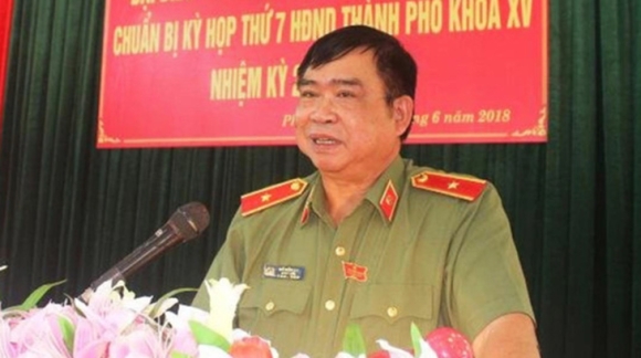 2 Cam 35 Ti Nhung Khong Chay An Cuu Giam Doc Cong An Hai Phong Do Huu Ca Bi Truy To Toi Lua Dao