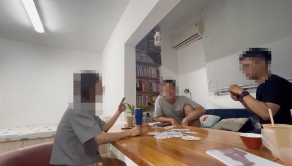 1 Het Tet Van Chua Dut Han Du Am Tet Va Con Ghien Do Den