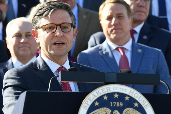 1 Chu Tich Ha Vien My Mo Duong Cho Goi Vien Tro Ukraine