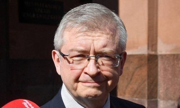 1 Dai Su Nga Phot Lo Yeu Cau Trieu Tap Cua Ba Lan