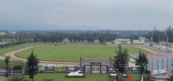 1 Ha Tinh Truong Dua Cho 300 Ty Dong Xay Xong Treo 7 Nam Vi Ly Do Nay