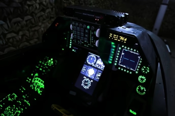 4 Phi Cong F 16 Ukraine Phong Ten Lua My Pha Muc Tieu Trong Mo Phong