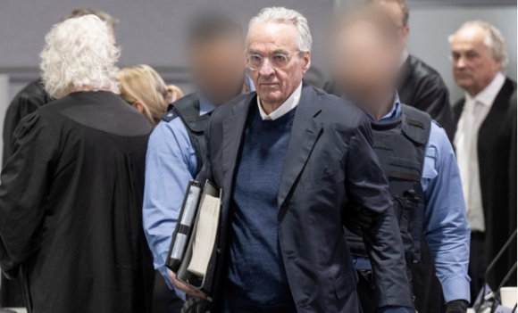 1 Hoang Tu Tu Xung Hau Toa Vi Am Muu Lat Do Chinh Phu Duc