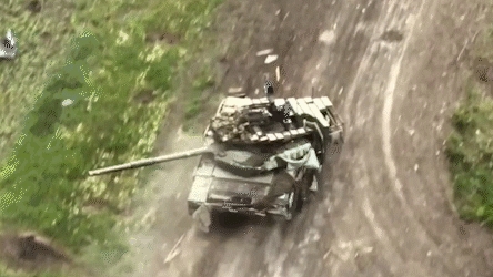 1 Nhuoc Diem Khien T 90 Nga Gap Hoi Chung Quay Tron Thap Phao