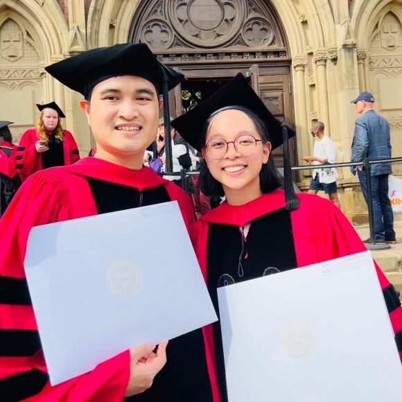 1 Moi Luong Duyen Dac Biet Cua Vo Chong 9x Cung Lay Bang Tien Si Dai Hoc Harvard