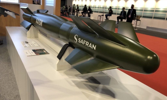 2 Ukraine Gan Bom Tang Tam Cho Cuong Kich Su 25