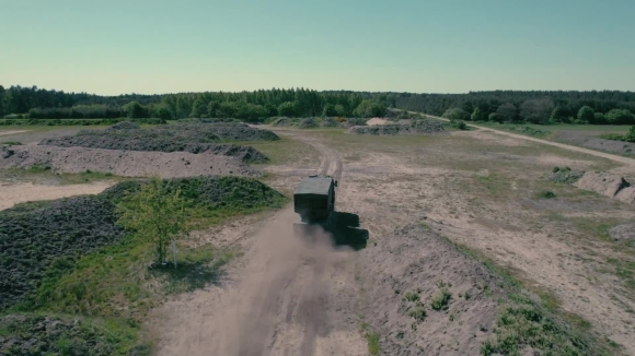 2 My Duc Phat Trien Phao Phan Luc Hien Dai Hon Himars