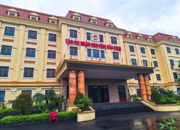 2 Vu Mat Hon 26 Ty Trong Tai Khoan Toa Tuyen Techcombank Vietcombank Khong Co Loi