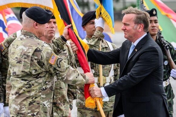 1 Trieu Tien To Duc Giup My Thanh Lap Nato Chau A