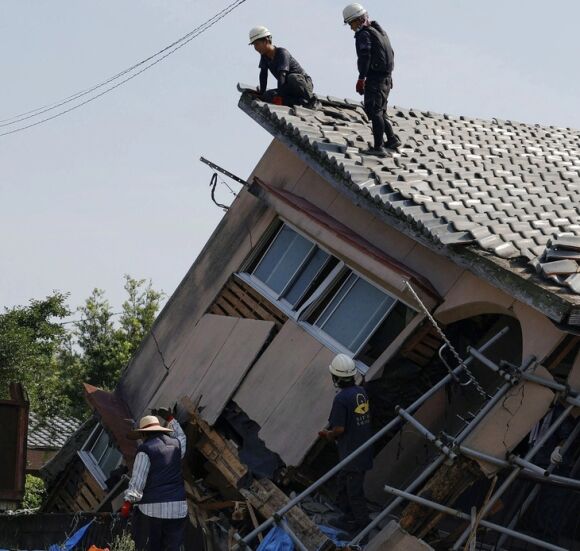 1 Nhat Ban Truoc Nguy Co Sieu Dong Dat Chinh Phu Keu Goi Nguoi Dan Khong Tich Tru Bo Dung Cu Khan Cap