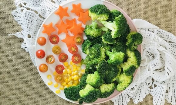 7 cách dạy trẻ thói quen ăn uống lành mạnh