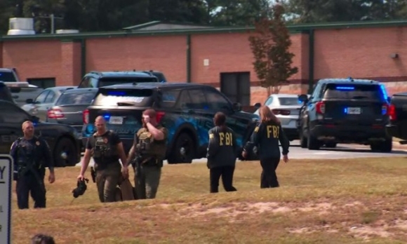 1 Truong Hoc Georgia Duoc Canh Bao 30 Phut Truoc Vu Xa Sung