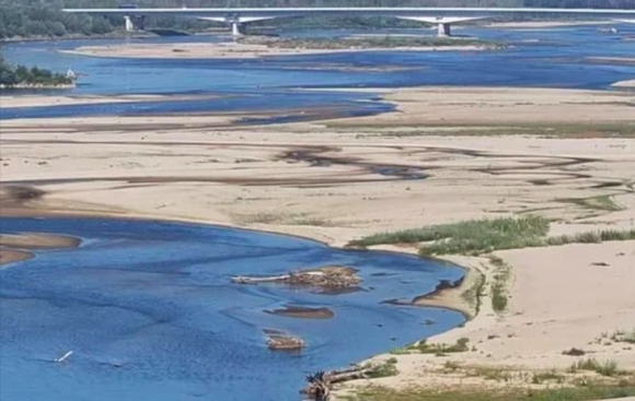 2 Muc Nuoc Giam Manh Song Dai Nhat Ba Lan Co Noi Chi Sau 25cm