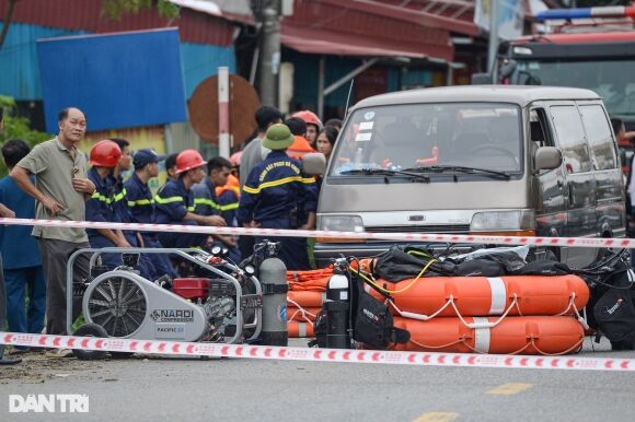 5 Khoanh Khac Kinh Hoang Sap Cau Phong Chau O Phu Tho Sau Bao So 3 Yagi