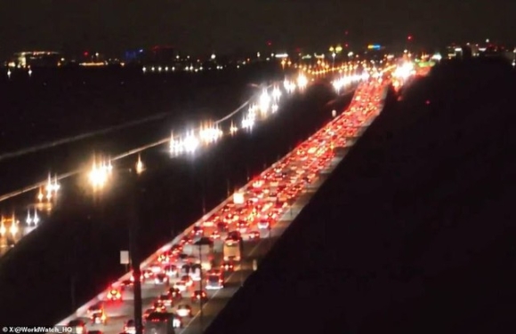 1 My Bao Milton Manh Len Hon 1 Trieu Dan Florida Voi Va So Tan