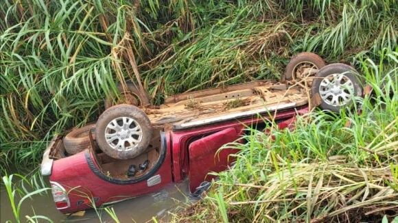 1 Xe Ban Tai Lat Xuong Muong Lam 3 Nguoi Tu Vong