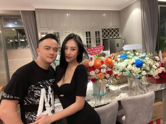 12 Quang Minh Noi Ve Chuyen Tinh Lech 37 Tuoi Toi Khong Co Loi Voi Ai