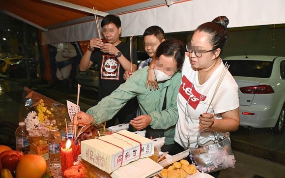 1 Dai Su Quan Viet Nam O Singapore Phoi Hop Lam Ro Vu Nguoi Viet Bi Sat Hai