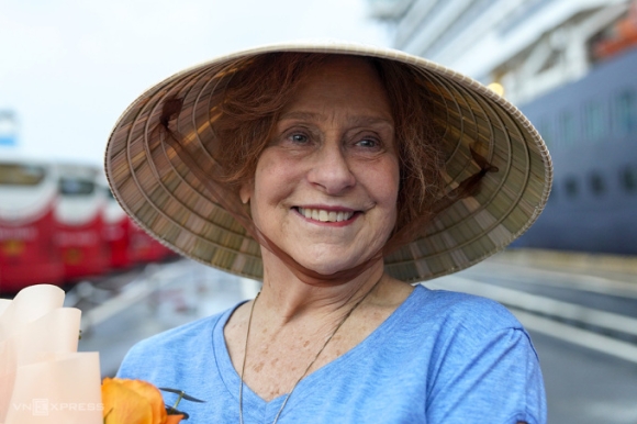 3 Hang Nghin Du Khach Quoc Te Xong Dat Viet Nam Ngay Dau Nam