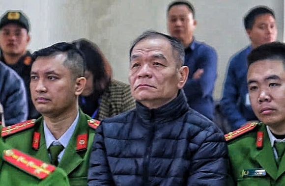 1 Ong Luu Binh Nhuong Le Thanh Van Trinh Bay Duoc Mua Dat Ngoai Giao Gia Re