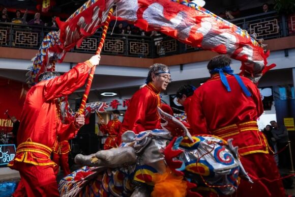 10 Khong Khi Don Tet Tai Hoi Cho Chau A O My