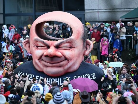 Rosenmontag - Ngày hội hóa trang rực rỡ trong lễ hội Karneval của Đức