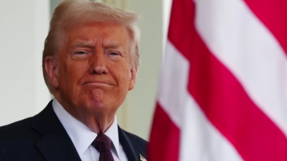 1 Thoi Khac Quyet Dinh Hom Nay Ong Trump Thao Luan Viec Dung Vien Tro Quan Su Cho Ukraine