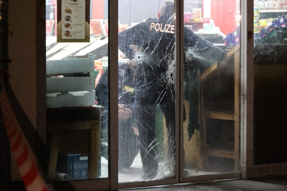 1 no sung tai sieu thi eurogida o berlin spandau canh sat dieu tra