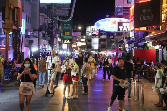 1 Thai Lan Can Nhac Do Bo Lenh Cam Ban Ruou Vao Cac Ngay Le Phat Giao