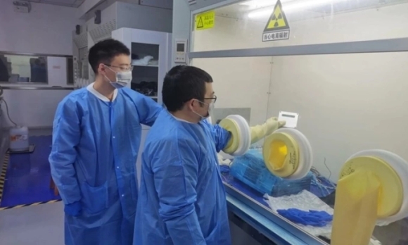 Pin hạt nhân đầu tiên trên thế giới