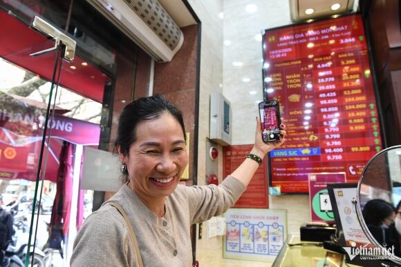 5 Chay Tu Nha Toi Cua Tiem Gia Vang Vot Tang Them 400000 Dongluong