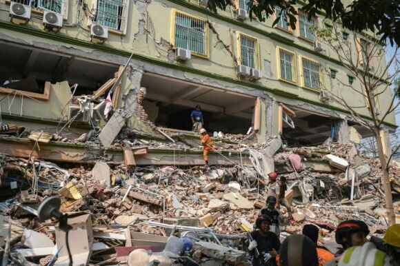 1 So Nguoi Chet Do Dong Dat O Myanmar Vuot 1600 Thong Tuong Min Aung Hlaing Toi Mandalay