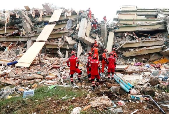 1 Dong Dat O Myanmar Da Co Hon 3000 Nguoi Chet Cuu Ho Kho Khan Do Mua Trai Mua