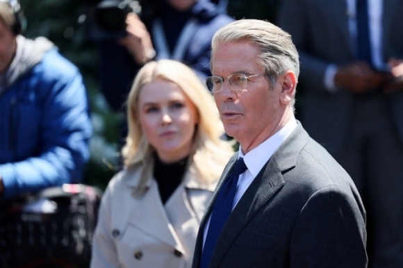 3 Ong Trump Hoan Ap Thue 90 Ngay Voi Cac Nuoc Tru Trung Quoc Bi Tang Thue Len 125