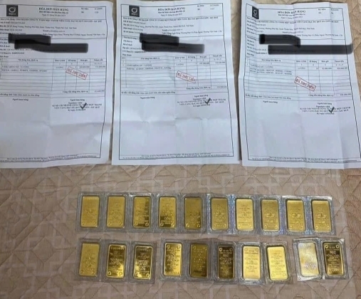 1 Vo Chong Viet Kieu Lua Dao Tien Ty