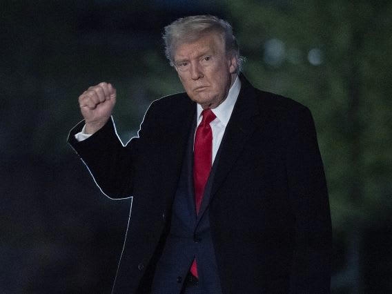 1 Bi Chi Trich Nang Ne Trump Noi Gian Sau Chuong Trinh Truyen Hin Va Doa Kien Cbs