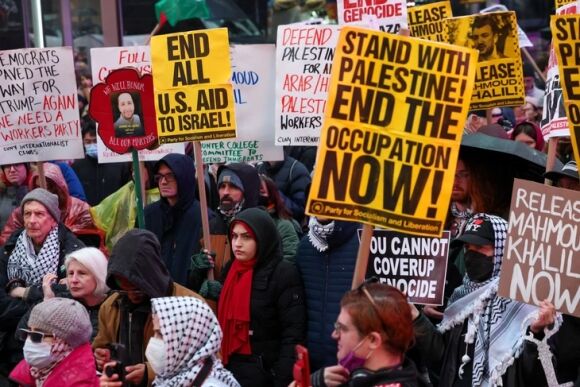 2 Harvard Bat Tuan Ong Trump Cho Dong Bang 23 Ti Usd Tai Tro