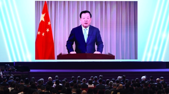 1 Quan Chuc Trung Quoc Hay De Nong Dan My Than Khoc Truoc Nen Van Minh 5000 Nam