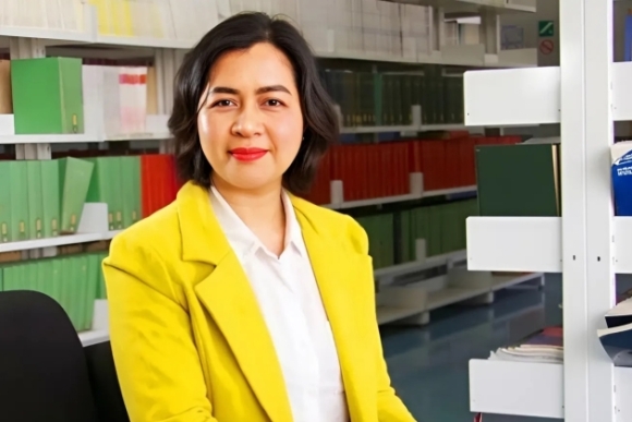 1 Tu Co Be Rua Bat O Quan Pho Thanh Tien Si Vat Ly Noi Tieng Troi Tay