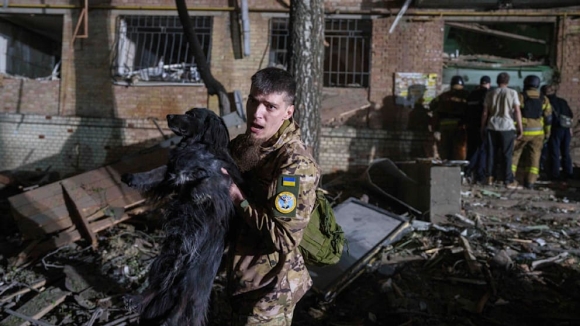 2 Noi Kinh Hoang Giua Hy Vong Kiew Rung Chuyen Vi Ten Lua Nga Khi Trump Tuyen Bo Dat Duoc Thoa Thuan