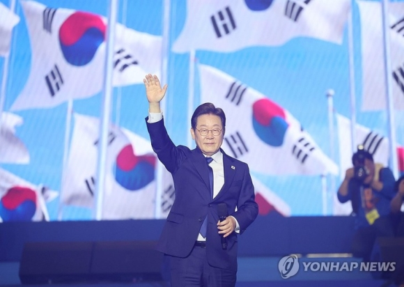 1 Lee Jae Myung   Ung Vien Tong Thong Hang Dau Han Quoc