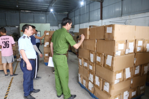 2 Phat Hien 200 Nghin Loai Vitamin Colagen Tu Trung Quoc Tuon Vao Bac Ninh