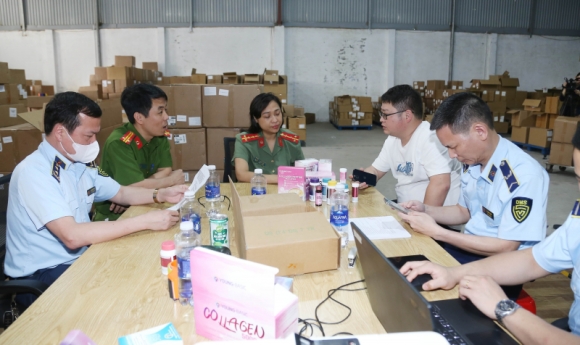 3 Phat Hien 200 Nghin Loai Vitamin Colagen Tu Trung Quoc Tuon Vao Bac Ninh