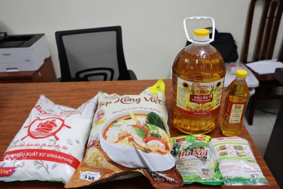 5 Lanh Dao Xa Ngo Ngang Khi Nghe Tin Cong Ty Famimoto San Xuat Mi Chinh Hat Nem Gia