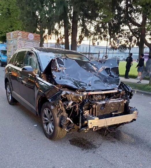 3 Gia Dinh Ba Nguoi Thiet Mang Trong Vu Dam Xe O Vancouver