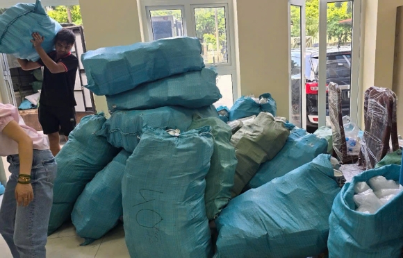 4 Bat Giu Ong Trum Va 8 Doi Tuong Ban Thuoc Ho Tro Sinh Ly Gia Thu Loi 20 Ty