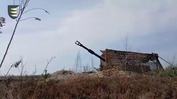 2 My Lap Tuc Cung Cap Vu Khi Cho Chien Su Sau Khi Ky Thoa Thuan Tai Nguyen Voi Ukraine