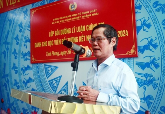 1 Mot Can Bo Nghi Huu Truoc Tuoi O Quang Ngai Duoc Nhan Gan 28 Ty Dong