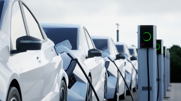 1 Ky Luc Moi Tai Duc Cu 4 Xe Moi Lai Co 1 Xe Chay Dien