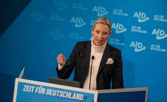 1 Duc Dua Dang Cuc Huu Afd Vao Danh Sach To Chuc Cuc Doan